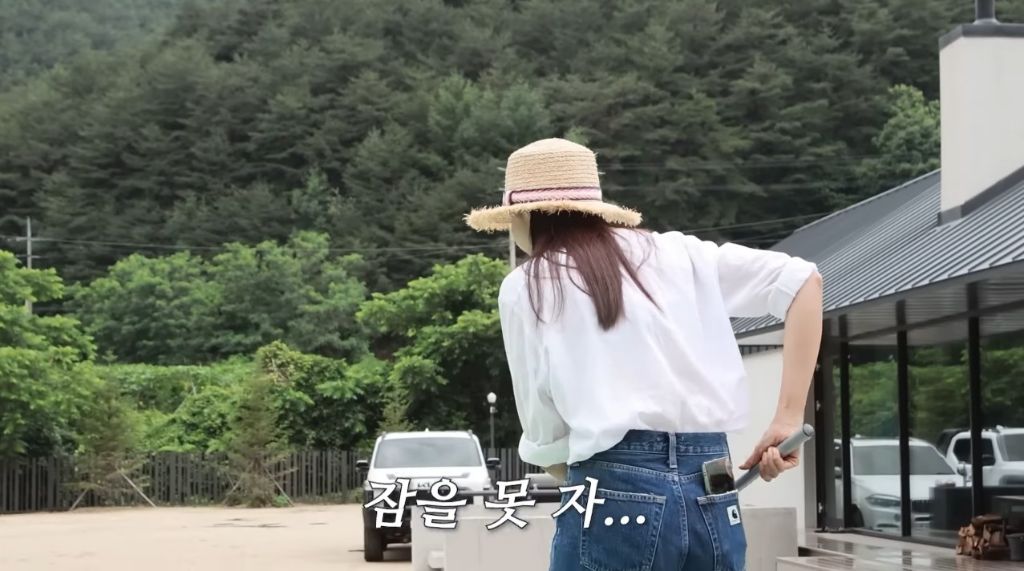 한혜진의-홍천집-망한-포인트-중-하나가-야외-수영장인-이유-11-이미지