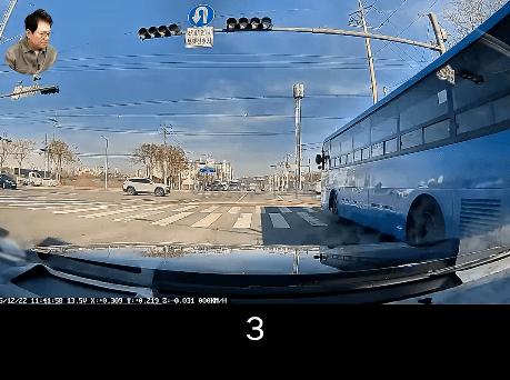 한문철-:-이-사고는-100대-0입니다-1-이미지