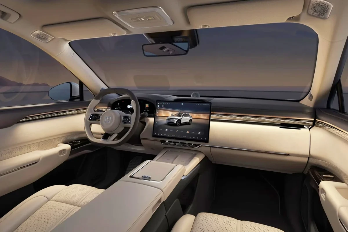 유행-따라가는듯한-현대-아반떼-신형-실내-디자인...jpg-5-이미지