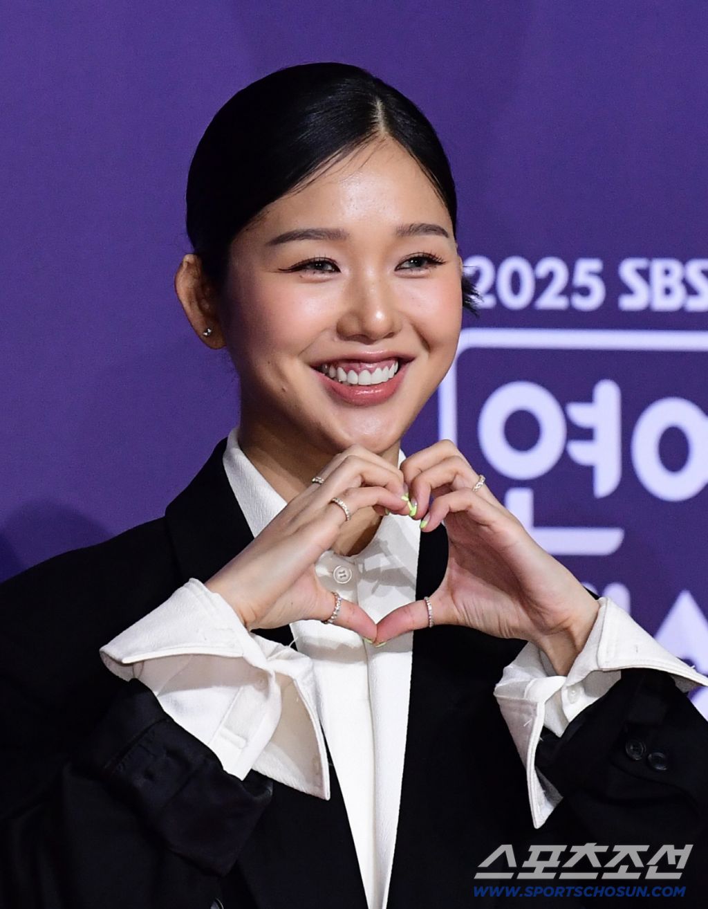 오마이걸-미미-SBS-연예대상-레드카펫-8-이미지