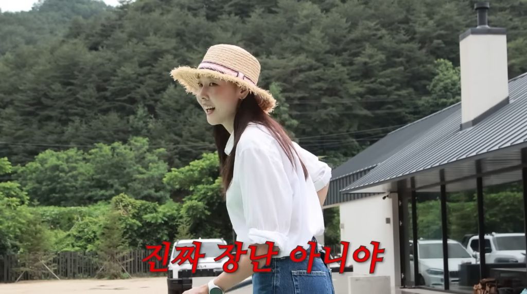 한혜진의-홍천집-망한-포인트-중-하나가-야외-수영장인-이유-10-이미지