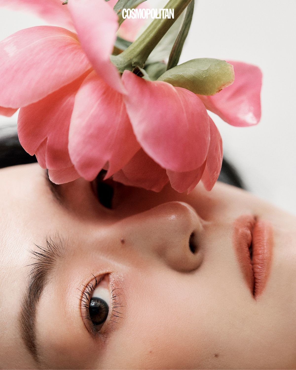 김윤아-인터뷰-"요즘-젊은-여성들이-너무-잘하고-있는-게,-결혼-안-하잖아요.-왜-이렇게-똑똑해!(웃음)"-0-이미지