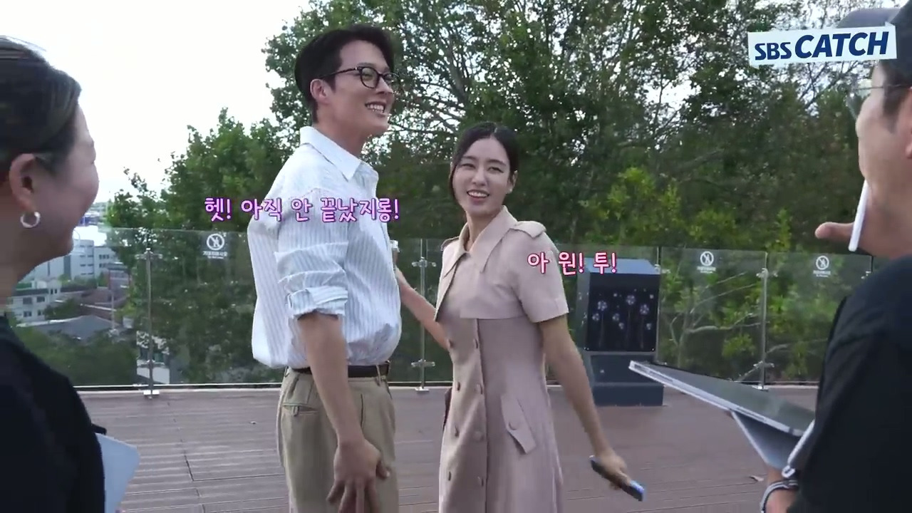 [키스는괜히해서]-의외로(?)-안은진과의-댄스장면에서-리드-다-하는-장기용.jpg-20-이미지