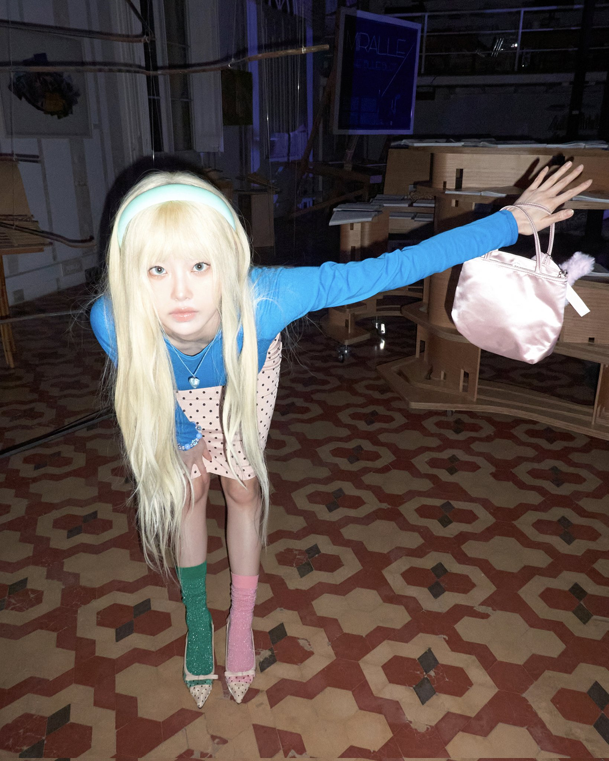 컨셉-반응-좋은-츄-첫-정규앨범-＜XO,-My-Cyberlove＞-컨셉포토-5-이미지