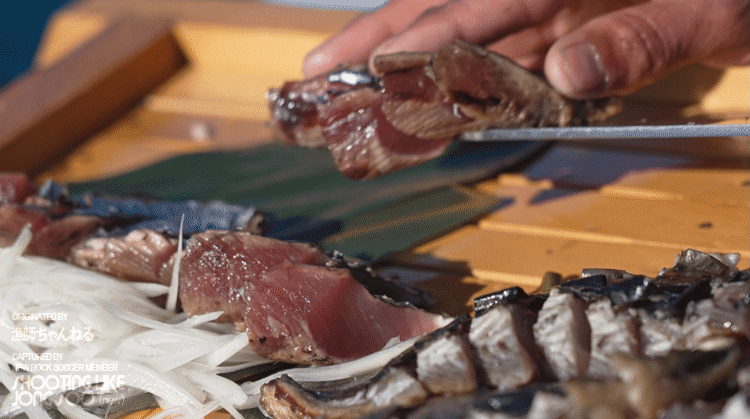 배-위에서-다타끼-만들어-먹는-일본-어부.gif-8-이미지