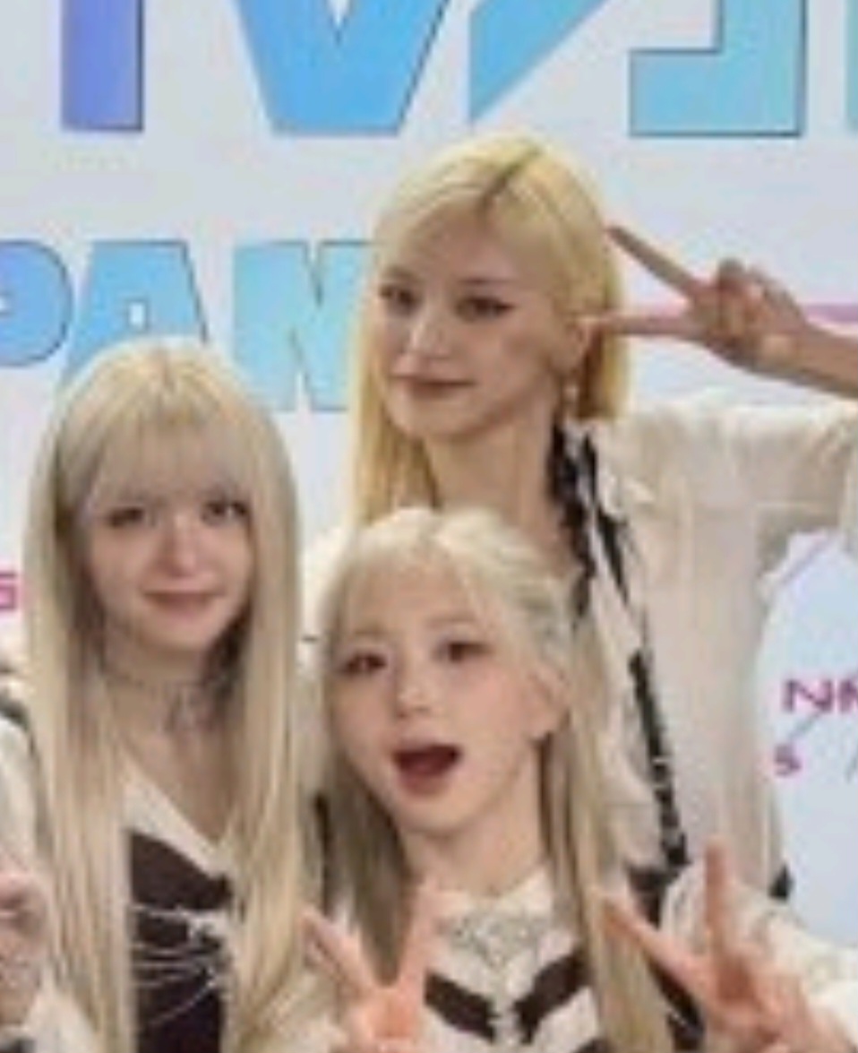 금발-끼리-붙어서-사진-찍은-JYP-여돌들.jpg-2-이미지