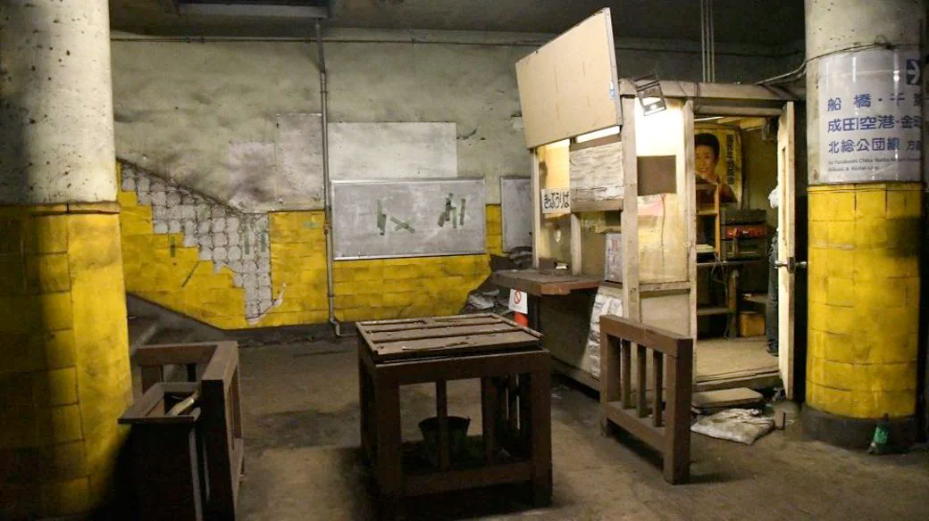 수도-한복판에-버려진-지하철역이-있다?-15-이미지