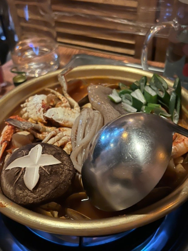 30대-이상만-입장-가능하다는-홍대-동교해물-6-이미지