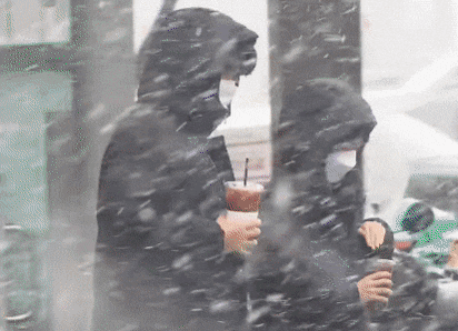 얼죽아여러분-무너지면-안됩니다-3-이미지