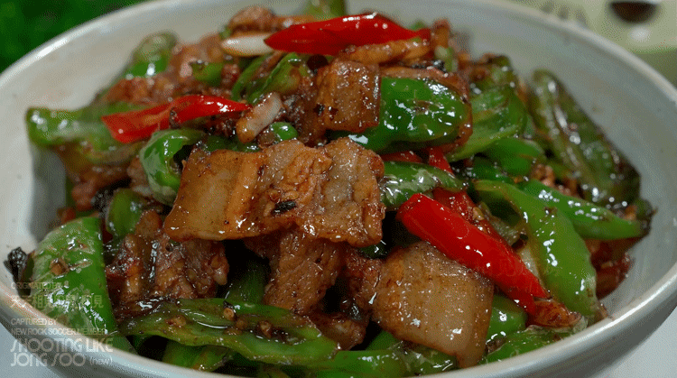 호남식-돼지고기-고추볶음-(湖南小炒肉).gif-3-이미지