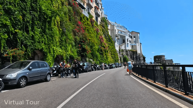 아말피-해안을-달리는-오토바이-시점.gif-2-이미지