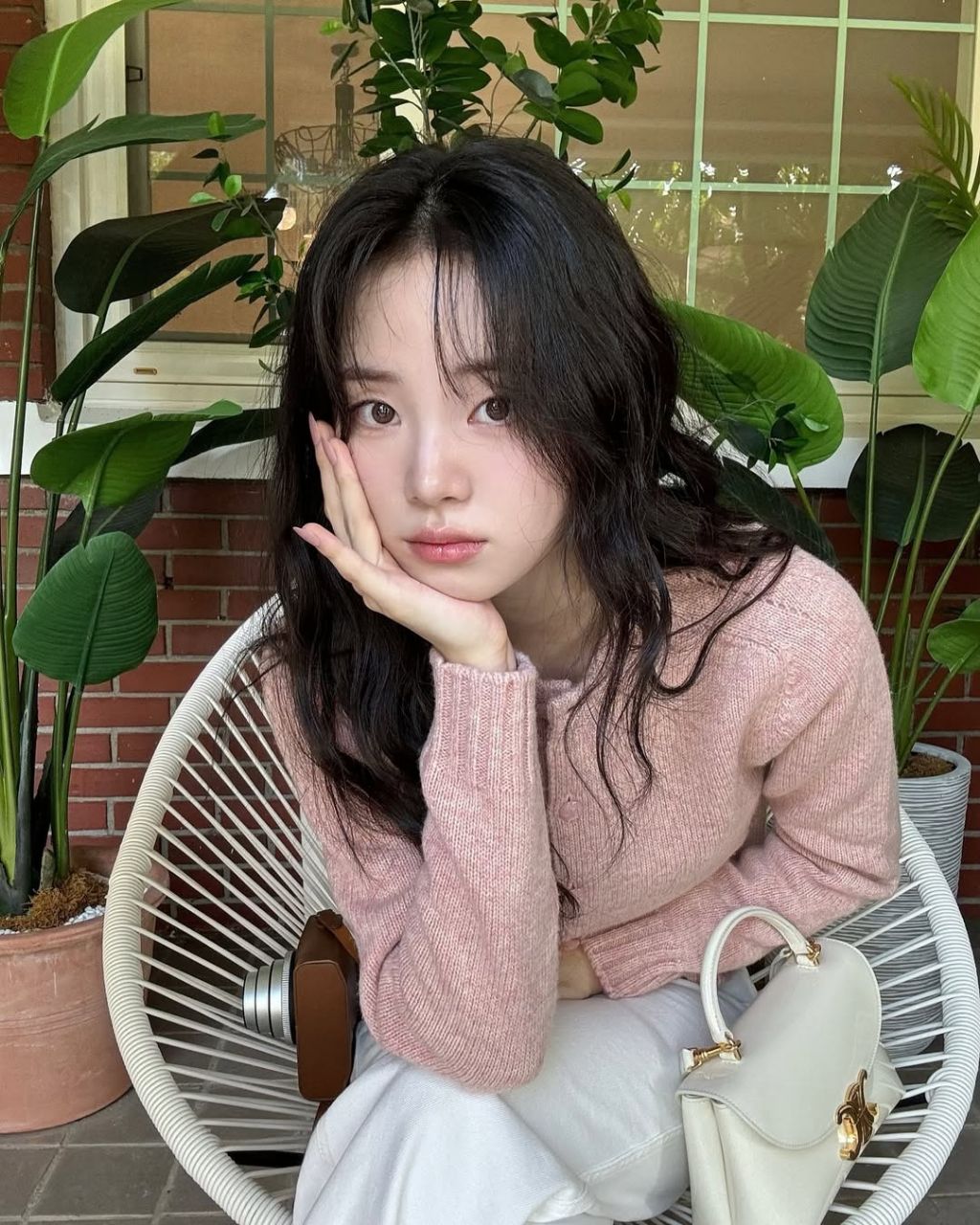 피부가-엄청-하얗다는-배우-신시아-28-이미지