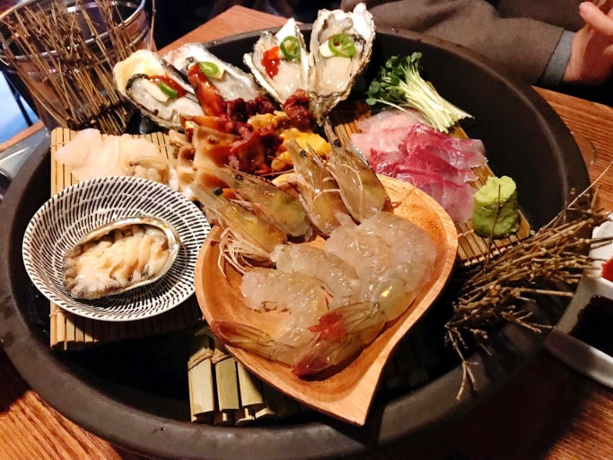 30대-이상만-입장-가능하다는-홍대-동교해물-10-이미지