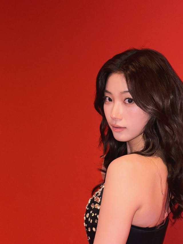 르세라핌-카즈하-12-이미지