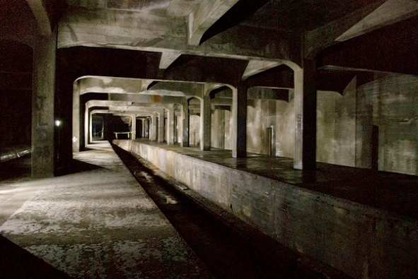 수도-한복판에-버려진-지하철역이-있다?-1-이미지