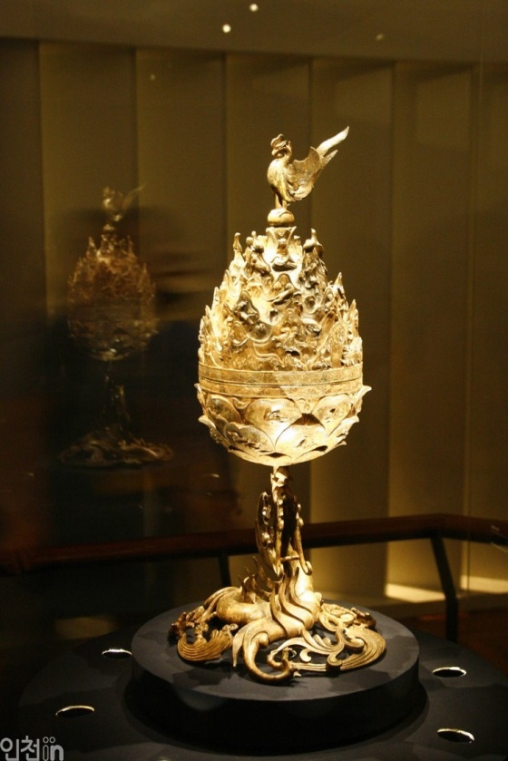 발굴-이후-서로-소장하겠다고-신경전-벌인-유물-2-이미지