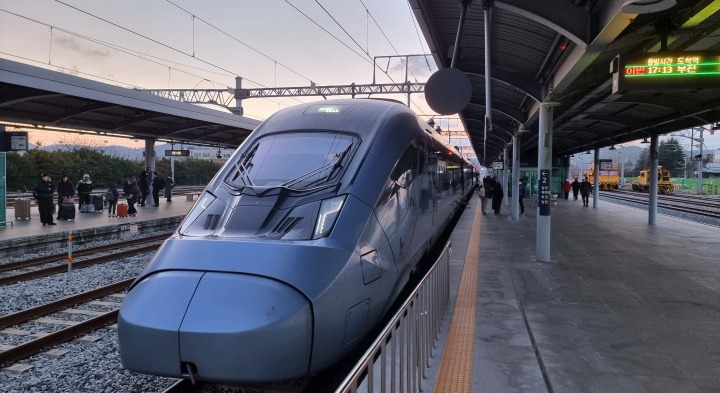 강릉~부산-KTX-이음-첫-운행-시작-1-이미지