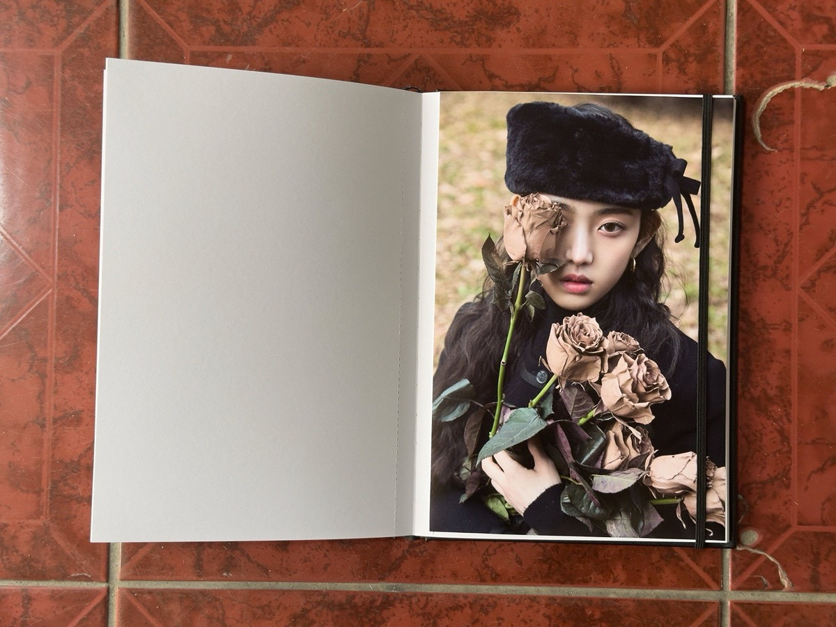 오늘-깜짝-공개돼서-팬들-다-깜짝-놀란-키키-컨셉포토....jpg-0-이미지