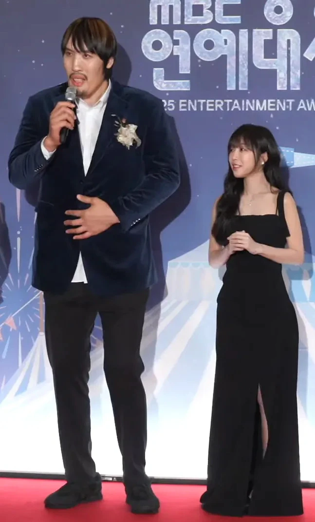 오른쪽이-더-많이-먹음-1-이미지