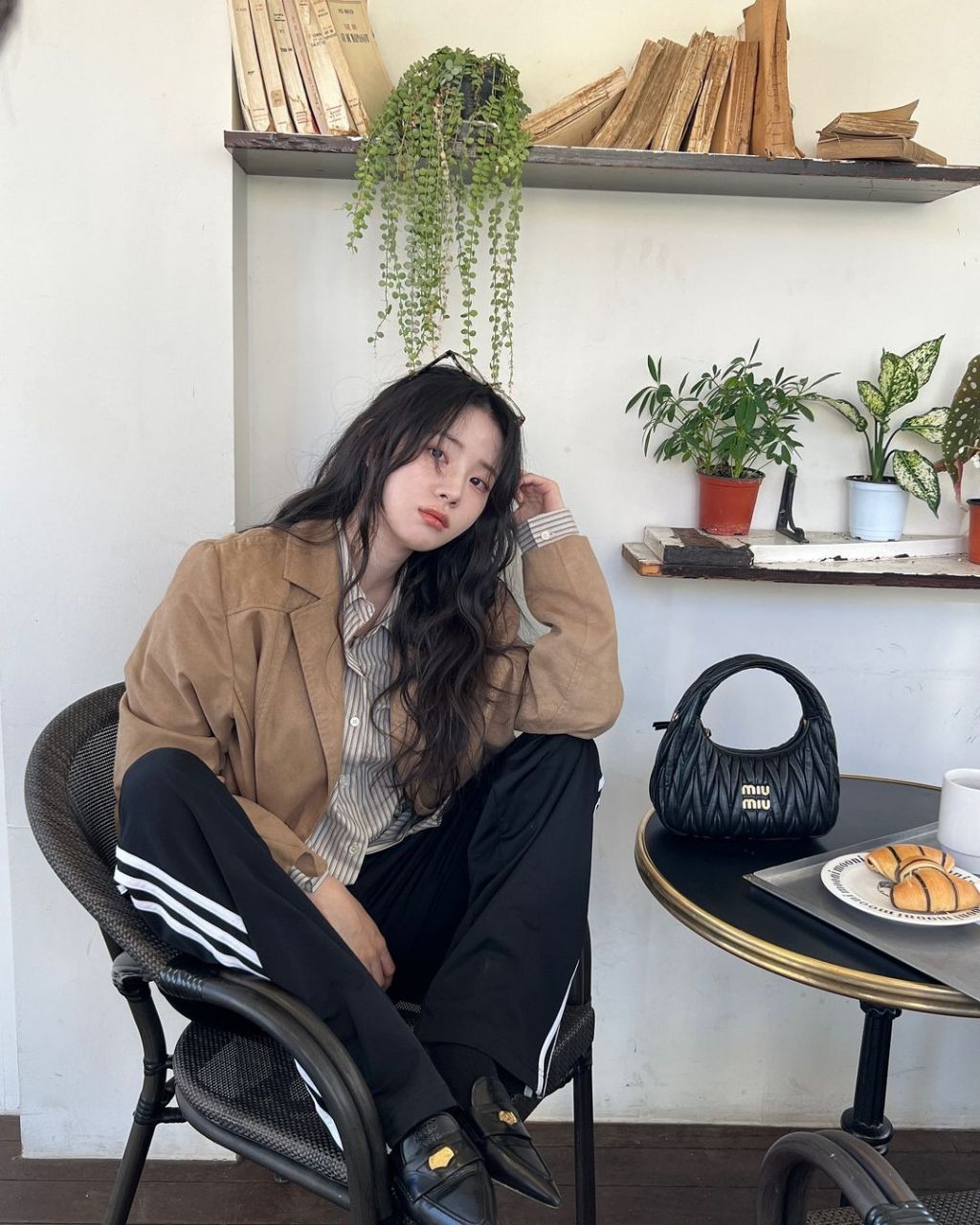 피부가-엄청-하얗다는-배우-신시아-34-이미지