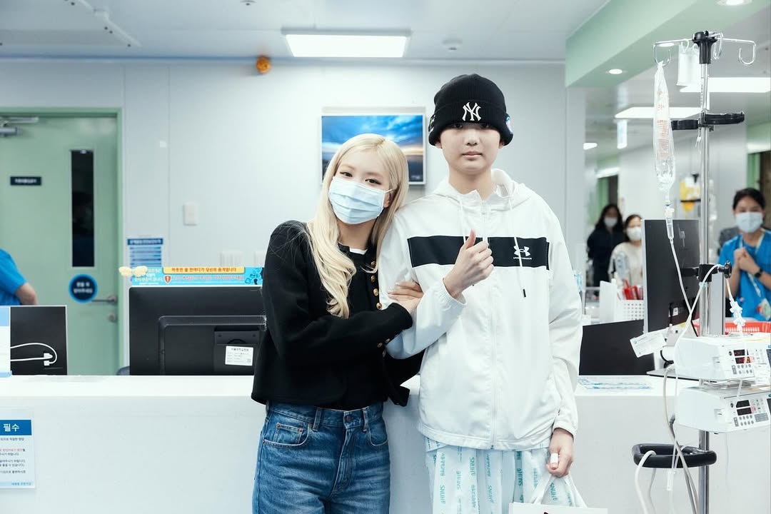 크리스마스에-서울대학교-어린이병원에-다녀온-로제.jpg-13-이미지