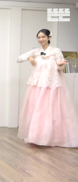 새해-기념-러블리-안은진-댄스-모음.gif-2-이미지