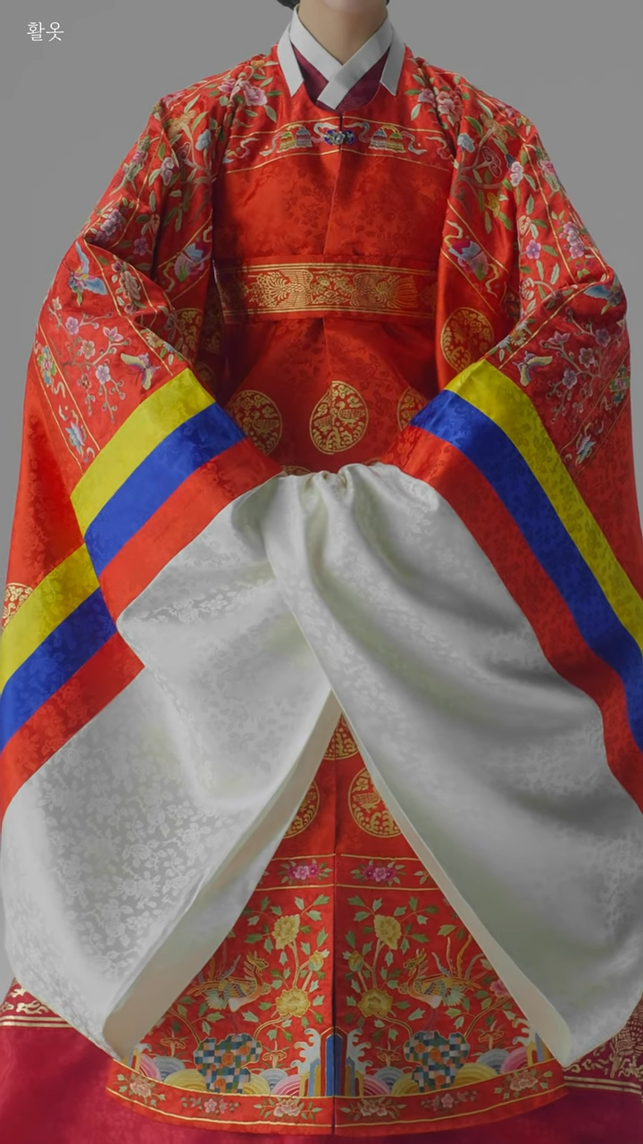 조선의-공주가-활옷을-입는-과정-13-이미지