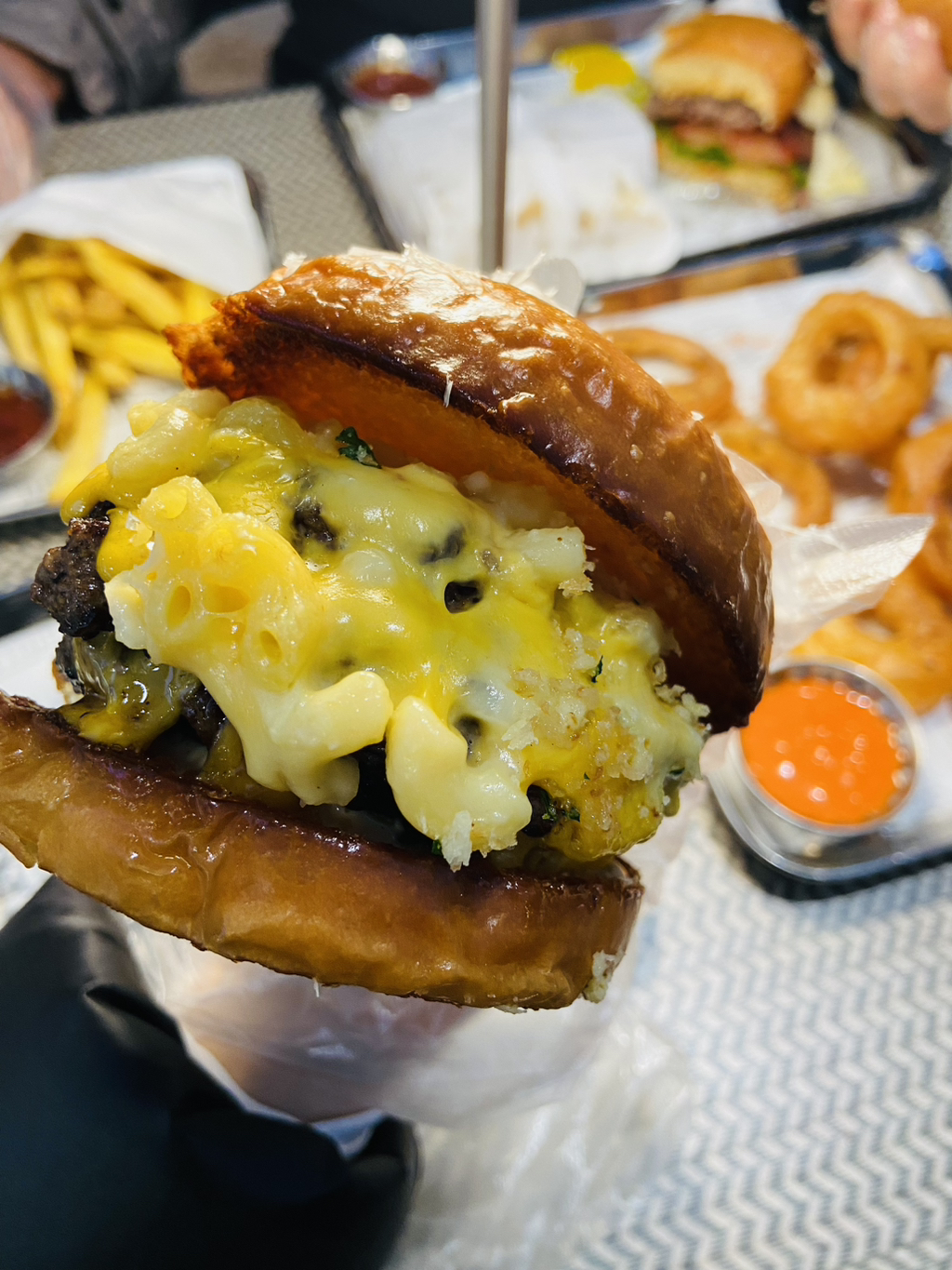 70대-엄마가-나-햄버거-하나-받아주겠다고-1시간-거리-왔다갔다-했는데-너무-속상하다-4-이미지