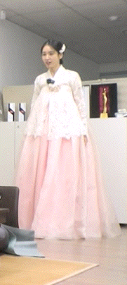 새해-기념-러블리-안은진-댄스-모음.gif-5-이미지