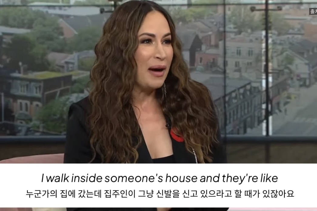 집에서-신발-벗는-문화가-자리잡으면서-충돌중이라는-미국-32-이미지