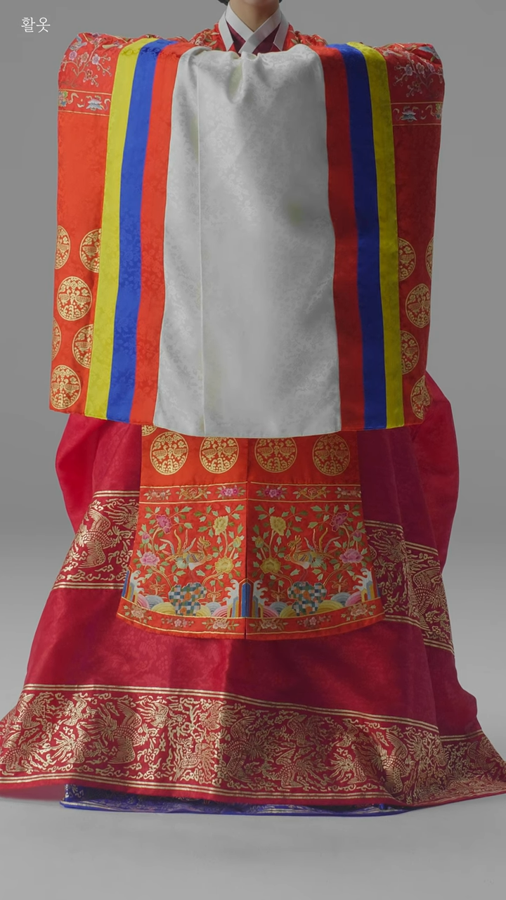 조선의-공주가-활옷을-입는-과정-12-이미지