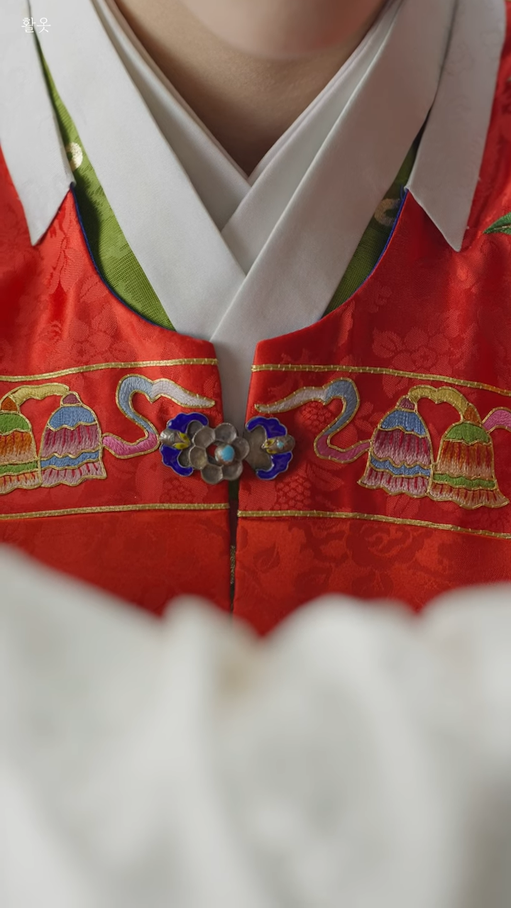 조선의-공주가-활옷을-입는-과정-9-이미지