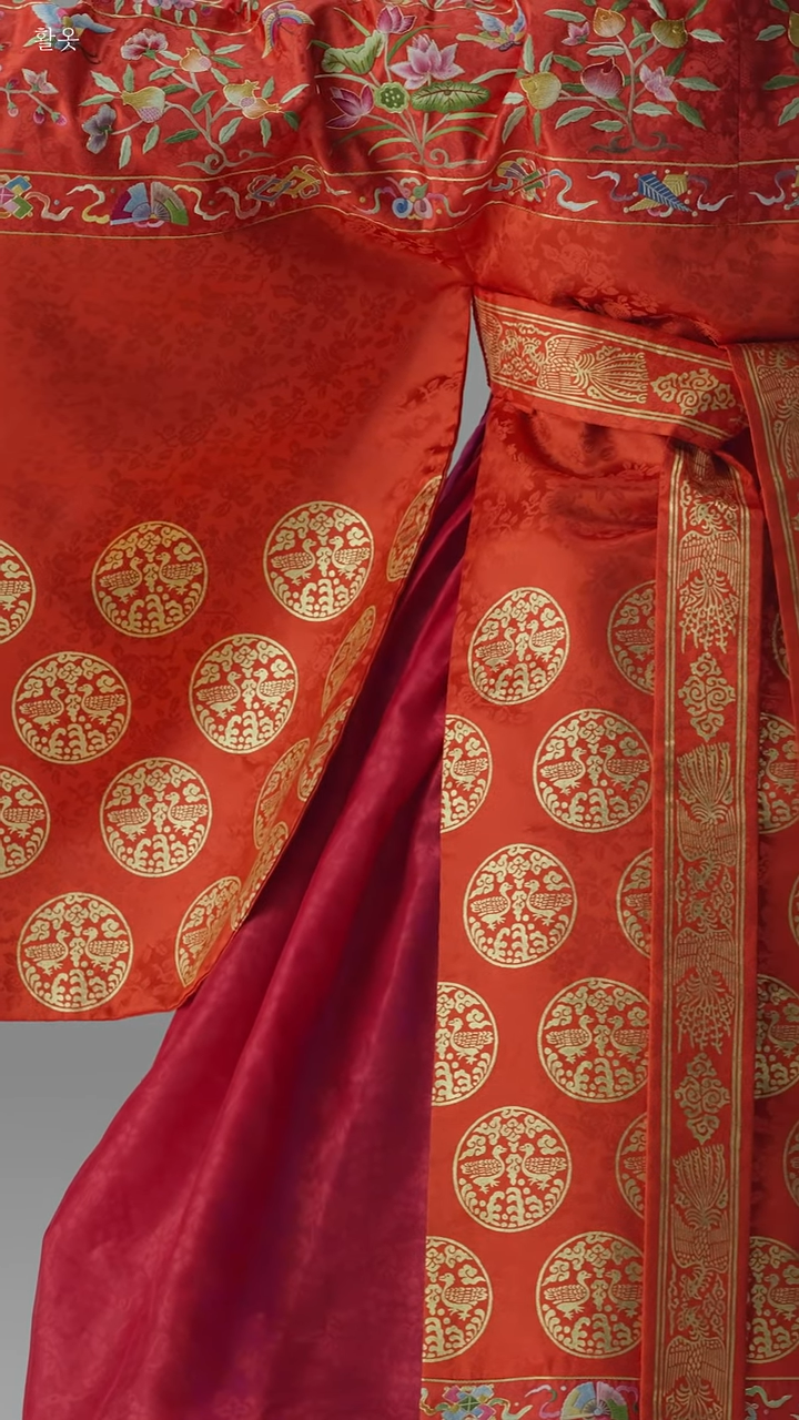 조선의-공주가-활옷을-입는-과정-11-이미지