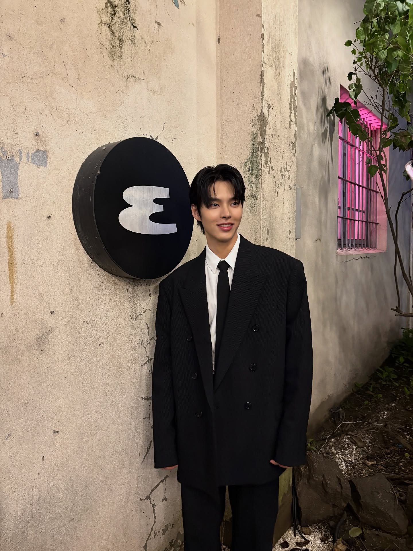 올해-당신이-주목-해야-할-느좋-20대-남자-배우-5-4-이미지