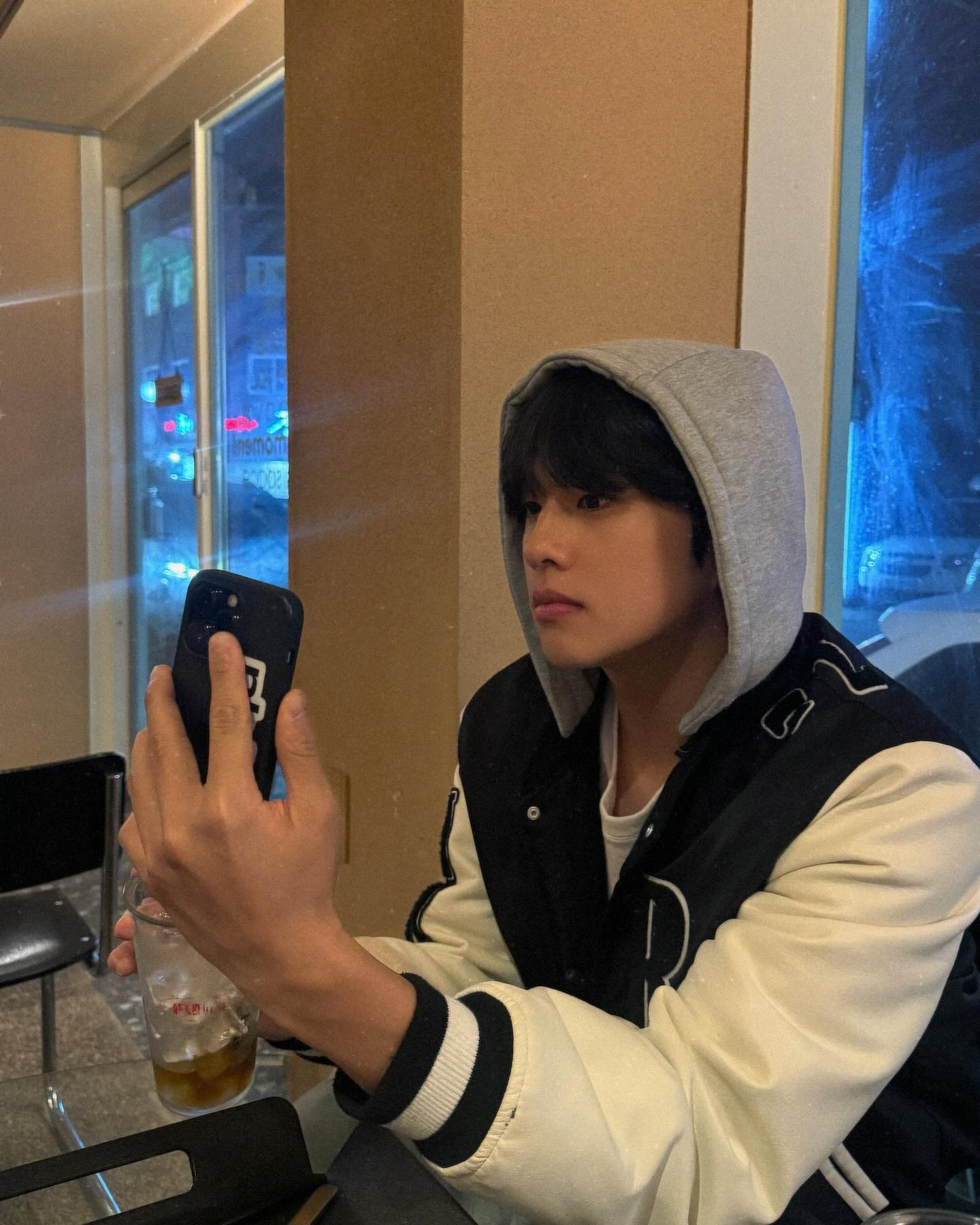 올해-당신이-주목-해야-할-느좋-20대-남자-배우-5-13-이미지