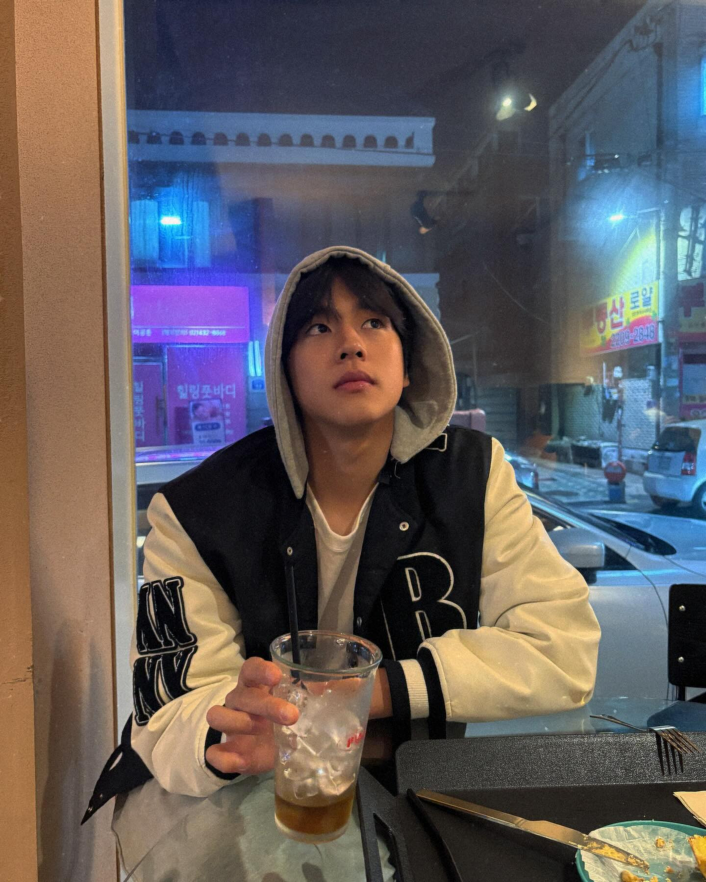 올해-당신이-주목-해야-할-느좋-20대-남자-배우-5-12-이미지