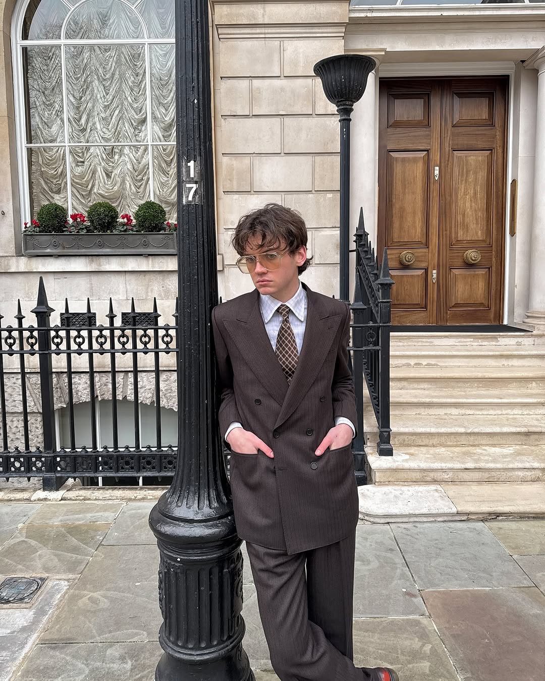 일부러-할아버지처럼-옷입는-걸로-유명해진-2001년생-15-이미지