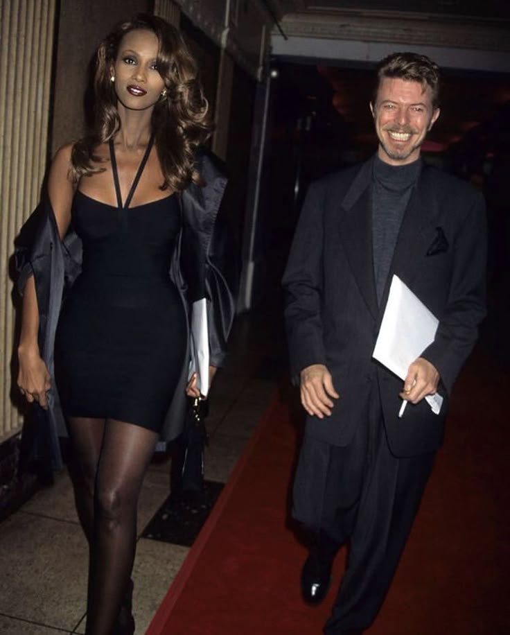 리한나가-워너비로-꼽은-레전드-슈퍼모델-16-이미지