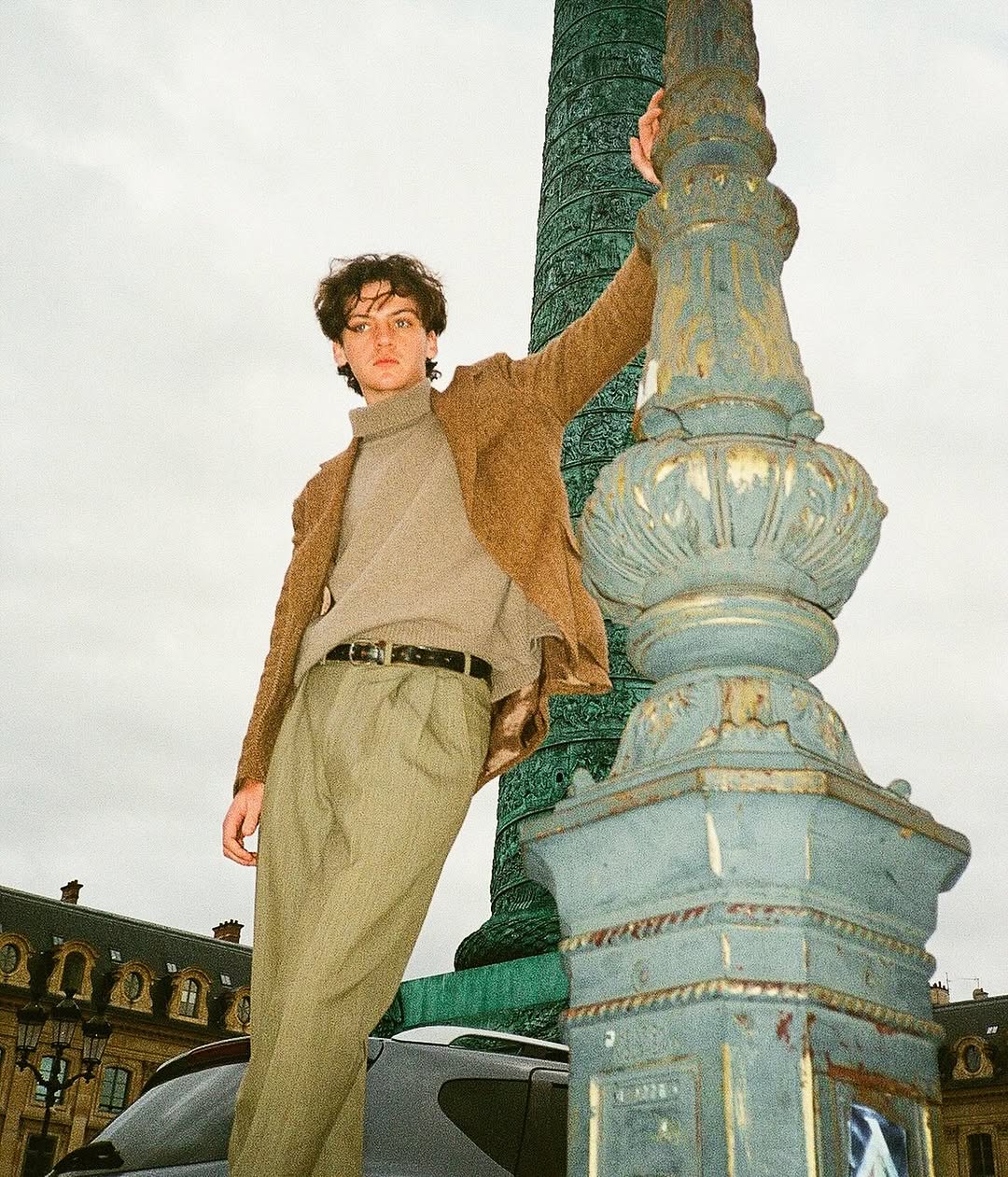 일부러-할아버지처럼-옷입는-걸로-유명해진-2001년생-7-이미지