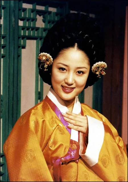 가수-유니-3-이미지