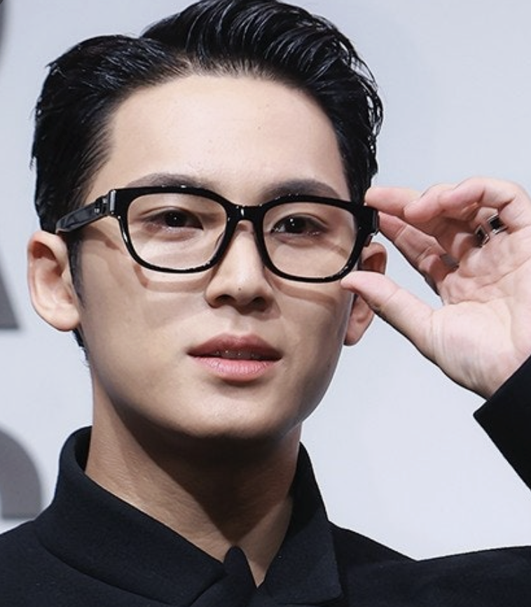 세븐틴-민규-20년뒤-스포-1-이미지