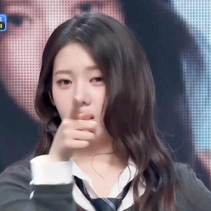 2년전-노래가-챌린지-대박나고-역주행해서-오늘-음방까지-나온-여자아이돌.jpg-5-이미지