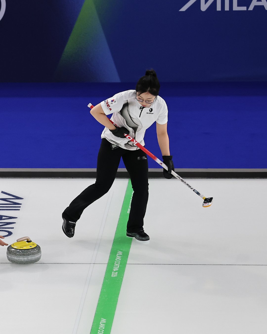 [동계올림픽]-컬링-믹스더블-조별리그-4경기-종료,-대한민국-2:8-영국.-대한민국-4패로-탈락-유력-2-이미지