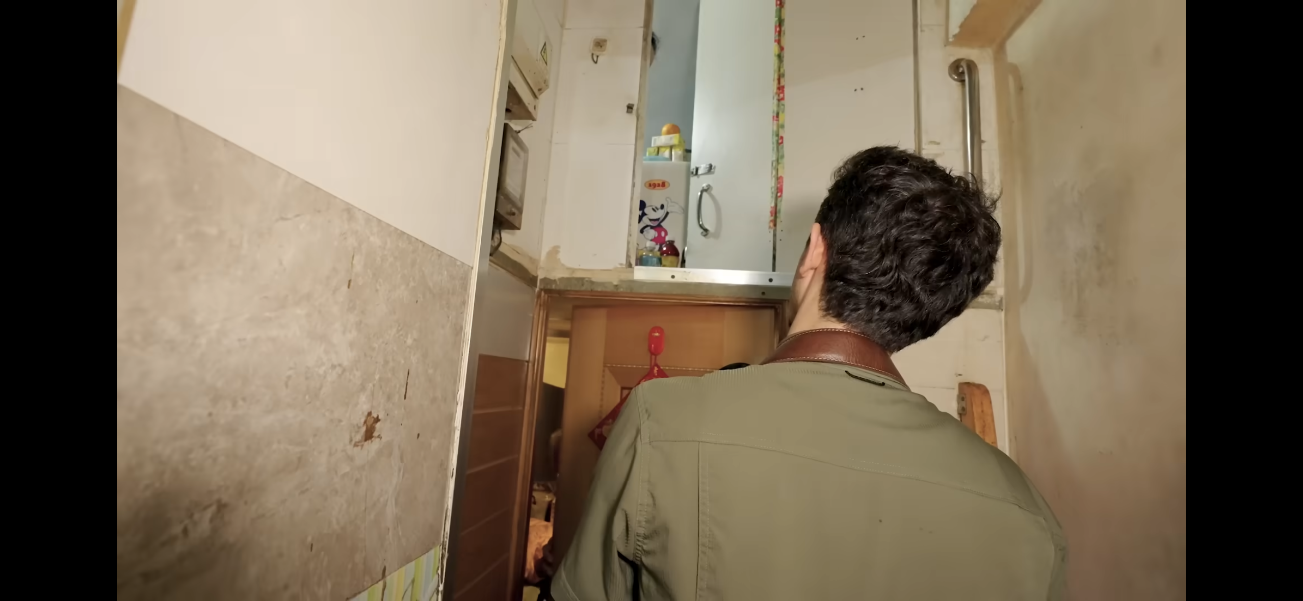 와씨-홍콩-관짝집-보니가-숨이-턱턱-막힌다-0-이미지