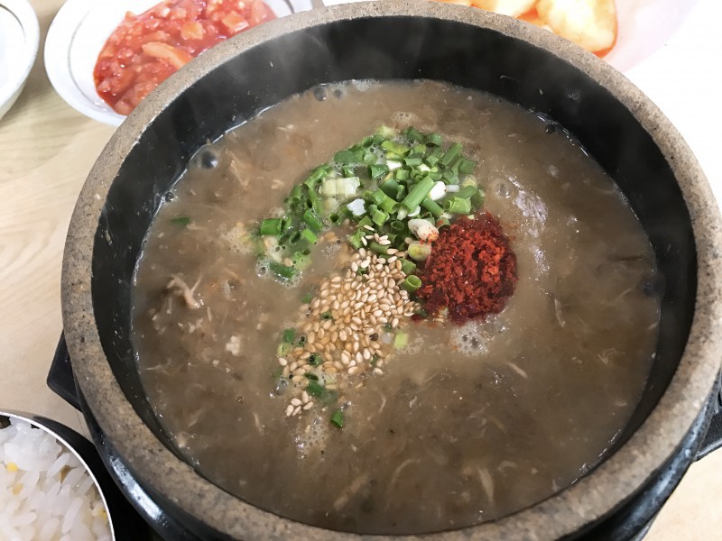 제주도의-한-아주-유명한-해장국집-6-이미지