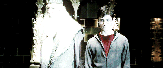 해리포터-시리즈별-오프닝&엔딩-장면-모음.gif-22-이미지