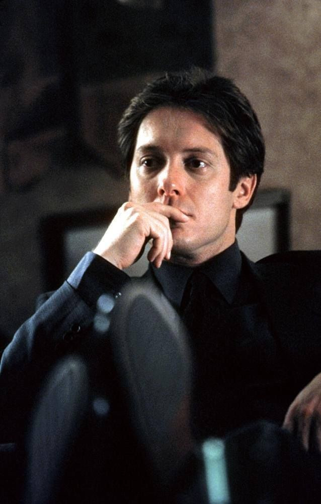 묘하게-핀트-나가-살짝-돌아읻는-은은한-변태-연기-겁나-찰떡으로-잘-살렸던-제임스-스페이더-20대-시절-7-이미지