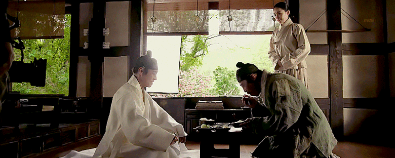 오퍼시티를-마우스로-쭉-끄는-것-같다는-왕사남-단종-박지훈-연기.gif-4-이미지