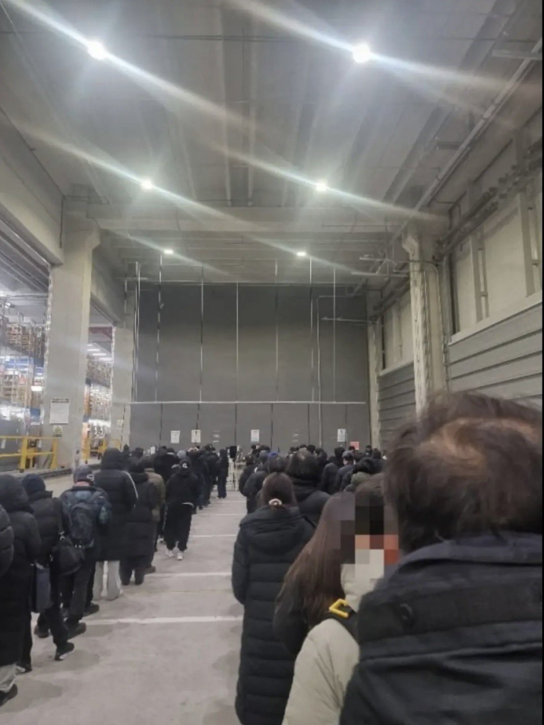 쿠팡-물류센터-일용직-대기줄-근황.jpg-1-이미지