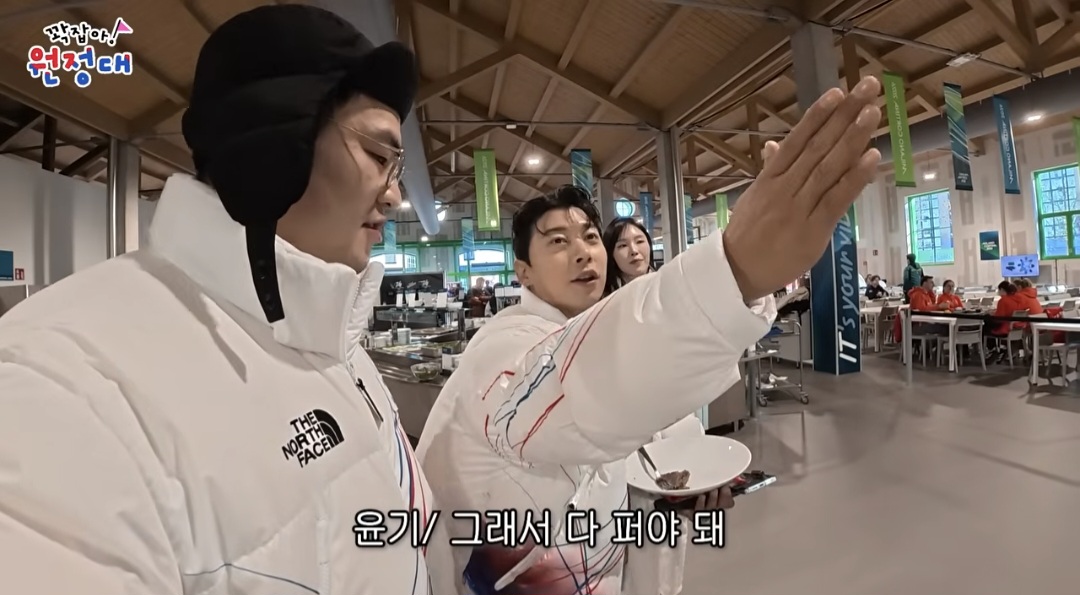 음식이-많이-부실해보이는-밀라노-올림픽-선수촌-식당-23-이미지